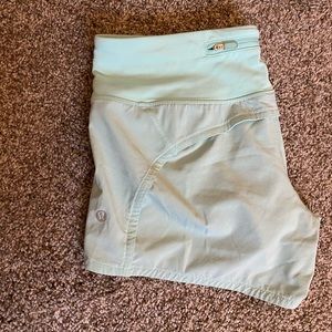 Lululemon Speed Up Shorts